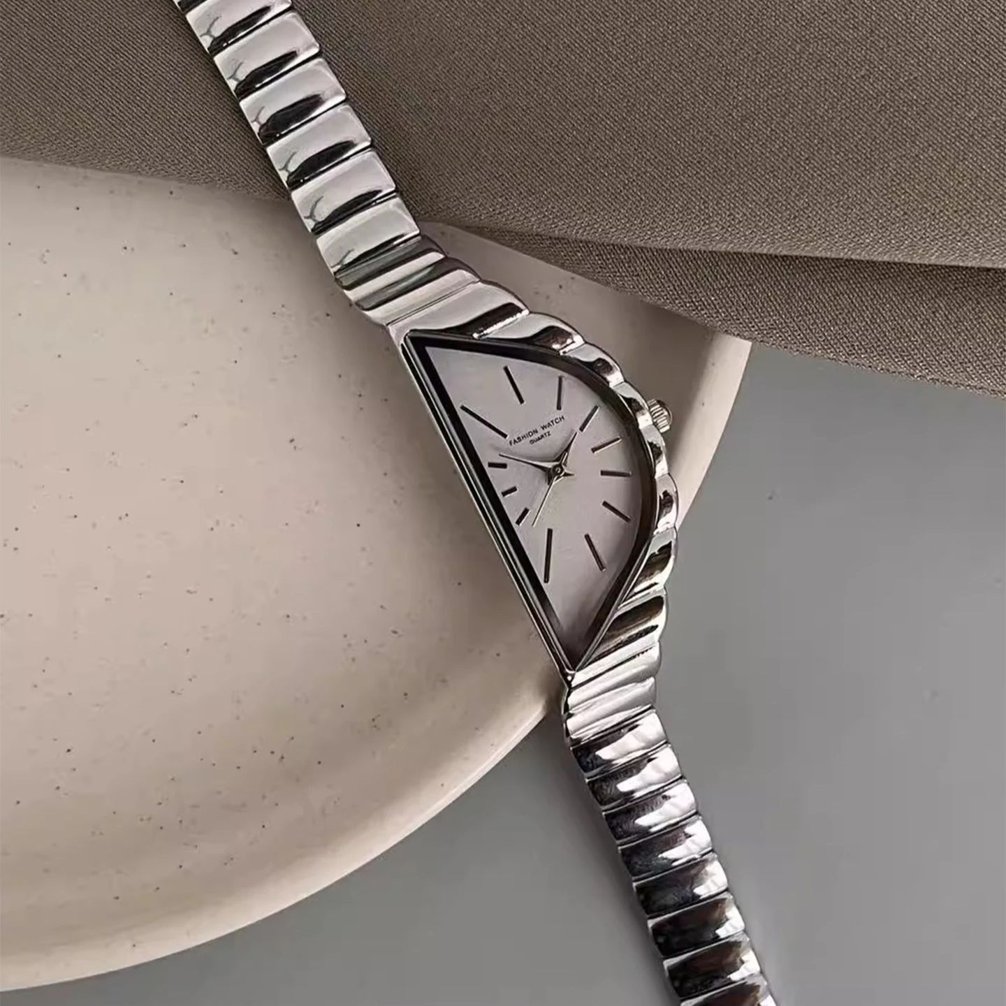 NEW Fashion Design Women's Wat - Analog Quartz Watch ulasan dan harga